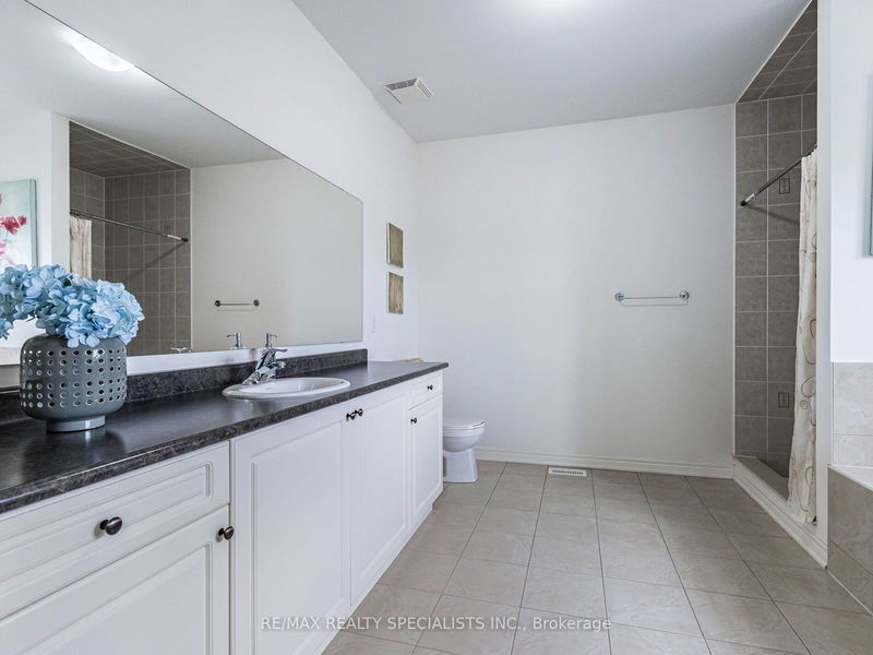 6 Divinity Circ  Brampton, L7A 3Y4 | Image 21