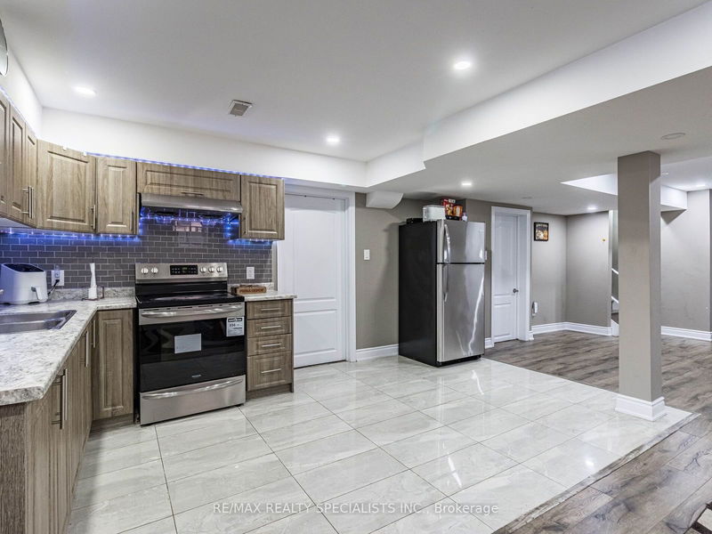 6 Divinity Circ  Brampton, L7A 3Y4 | Image 29