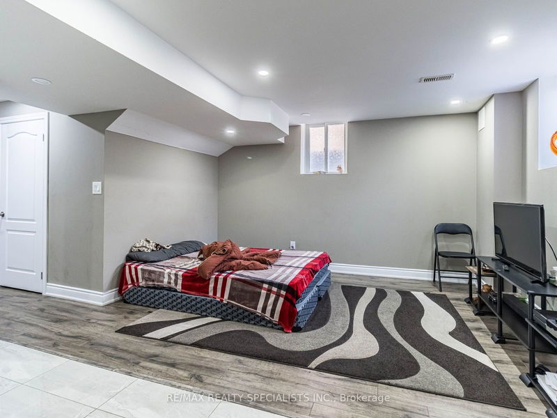 6 Divinity Circ  Brampton, L7A 3Y4 | Image 30