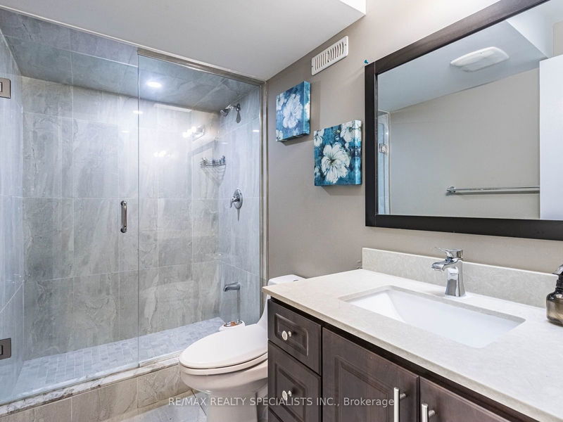 6 Divinity Circ  Brampton, L7A 3Y4 | Image 33