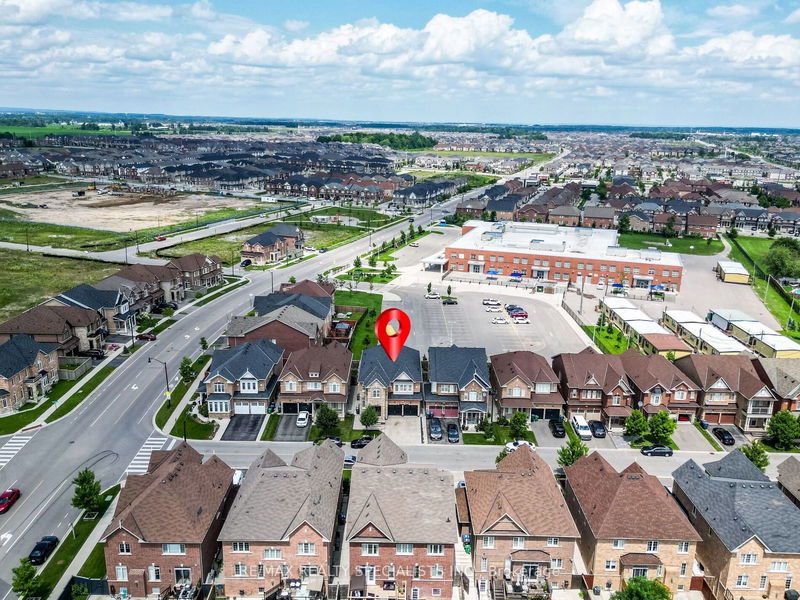 6 Divinity Circ  Brampton, L7A 3Y4 | Image 38