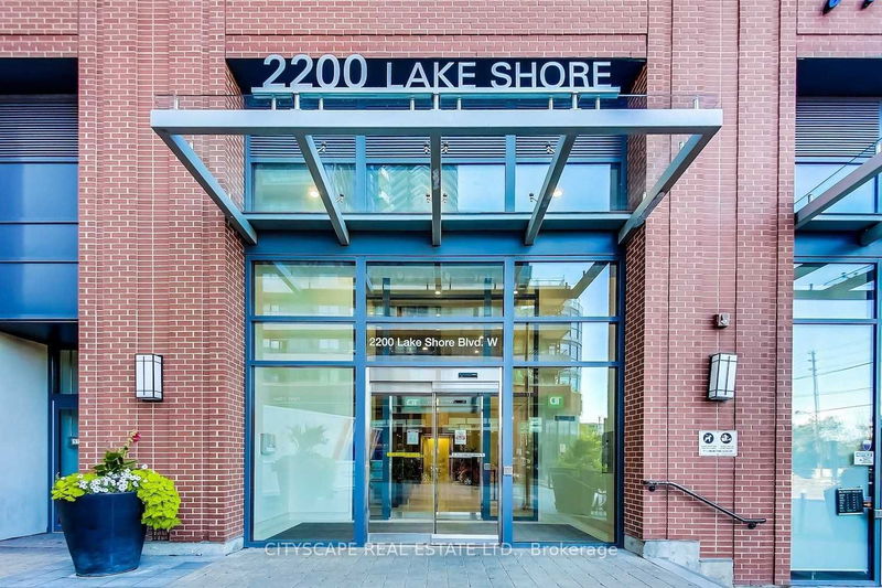 home for lease on 715-2200 Lakeshore Boulevard W