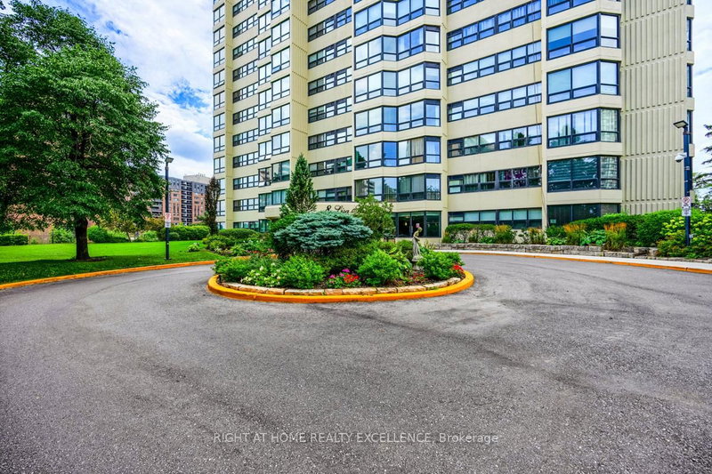 1102 - 8 Lisa St, Brampton, L6T 4S6 | Image 2