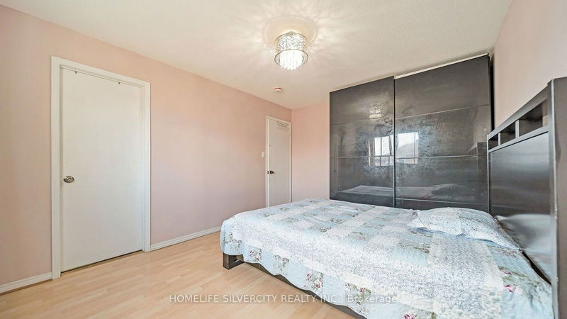 36 Woodside Crt  Brampton, L6Y 3Z2 | Image 24