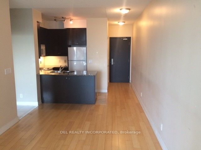 home for lease on 1011-70 Absolute Avenue