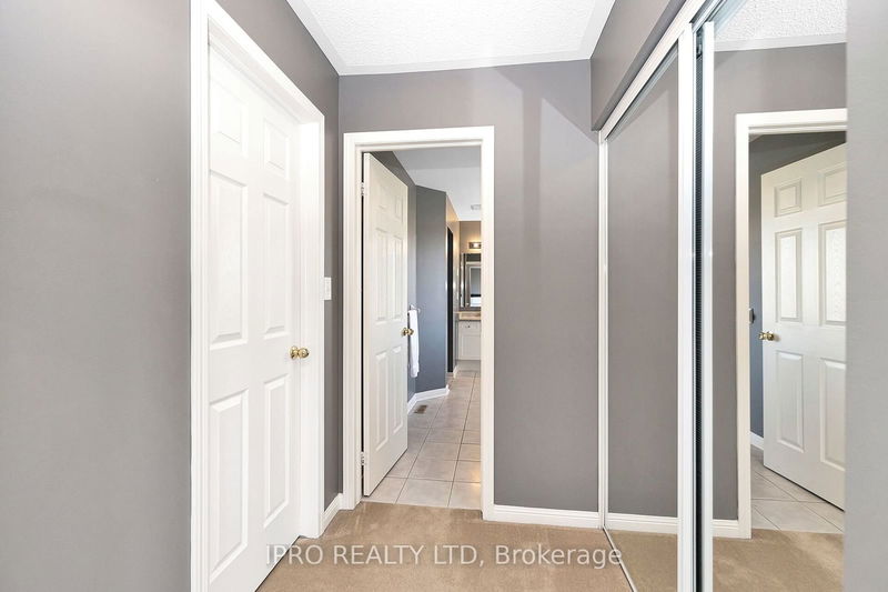 11 Bonavista Dr  Brampton, L6X 0N2 | Image 28