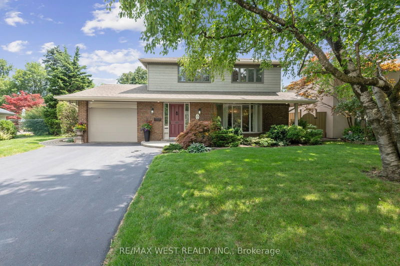 home for sale on 29 Vanderbrent Crescent