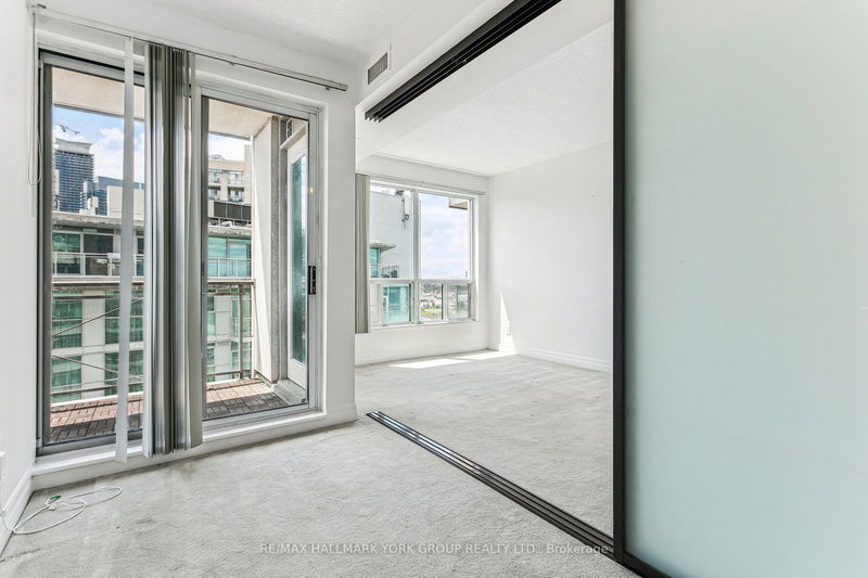  PH304 - 88 Palace Pier Crt  Toronto, M8V 4C2 | Image 12