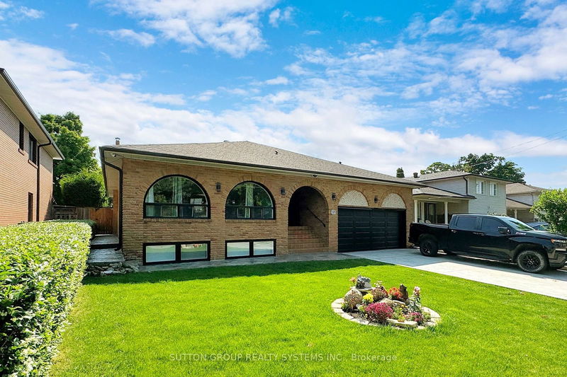 home for sale on 23 Brantley Crescent