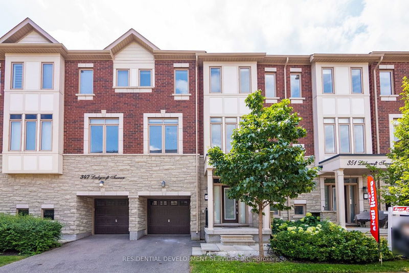 349 Ladycroft Terr  Mississauga, L5A 3N7 | Image 1