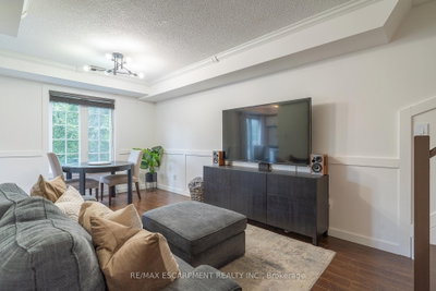 Unit 103 — 6950 Tenth Line W — photo 6