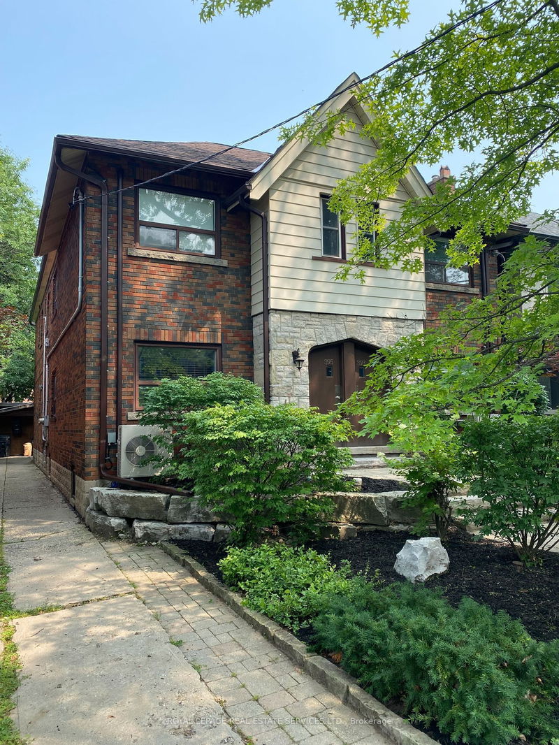 home for lease on 2-393 Willard Avenue