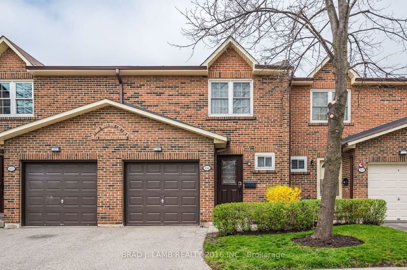 home for lease on 106-2120 Rathburn Road E