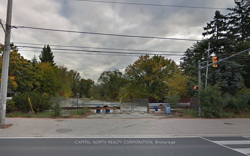 1575 Hurontario St, Mississauga, L5G 3H7 | Image 2