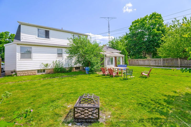 2149 Caroline St  Burlington, L7R 1L7 | Image 31