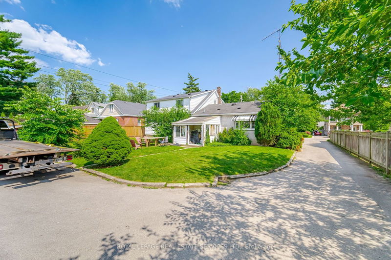 2149 Caroline St  Burlington, L7R 1L7 | Image 33