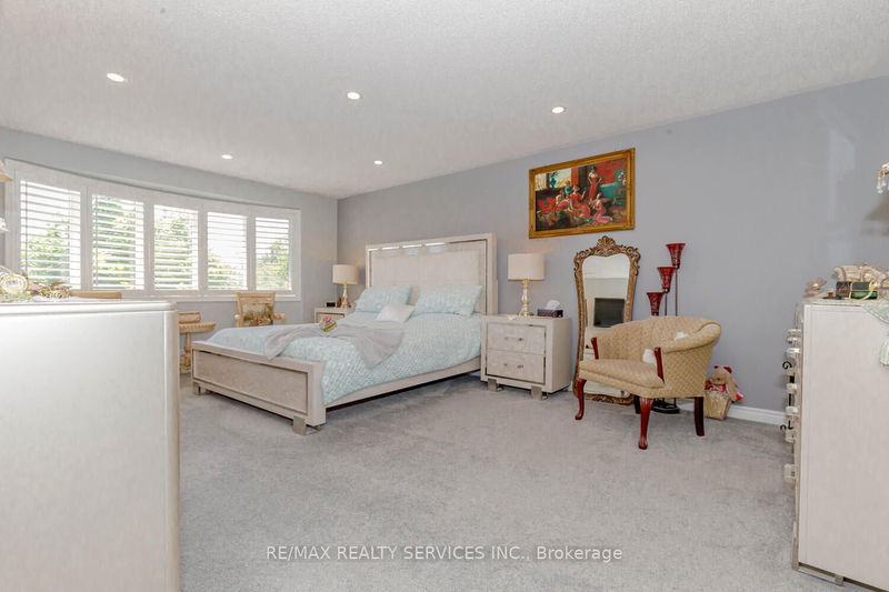 2224 Colonel William Pkwy N Oakville, L6M 0B6 | Image 17