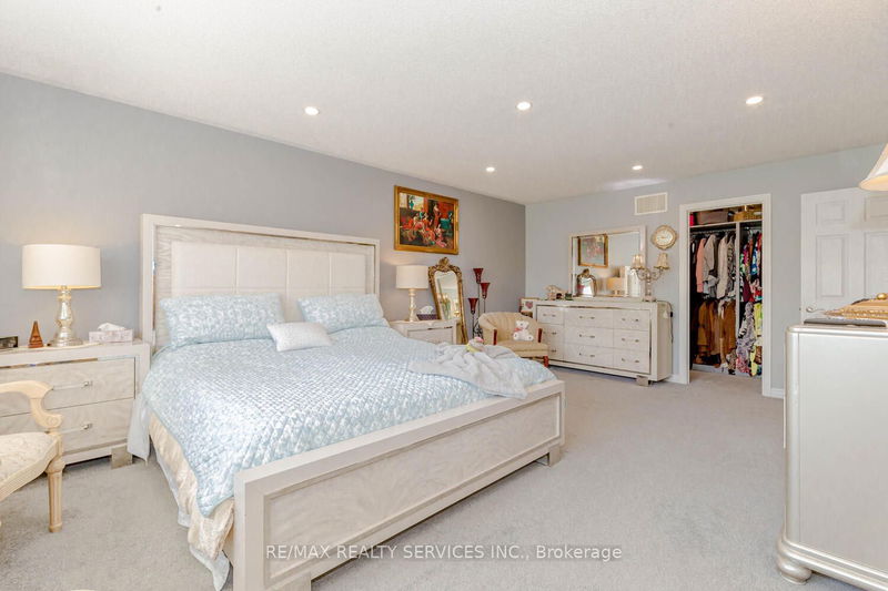 2224 Colonel William Pkwy N Oakville, L6M 0B6 | Image 18