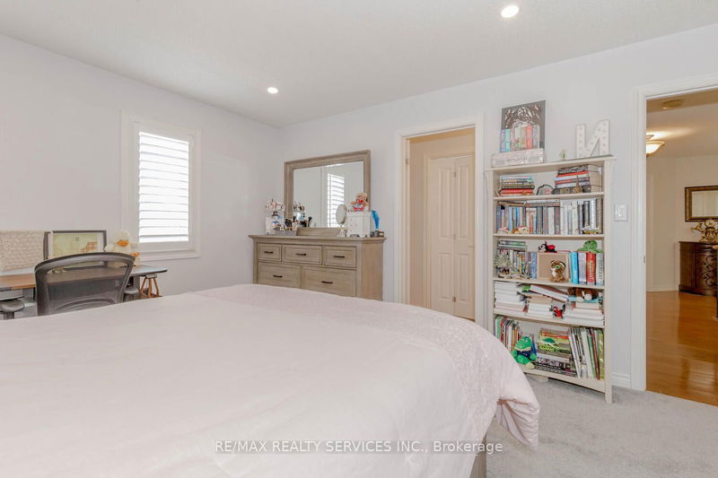 2224 Colonel William Pkwy N Oakville, L6M 0B6 | Image 22