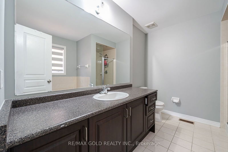 4 Deer Ridge Tr  Caledon, L7C 3Z7 | Image 21