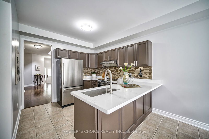 3315 Ruth Fertel Dr  Mississauga, L5M 0H5 | Image 12