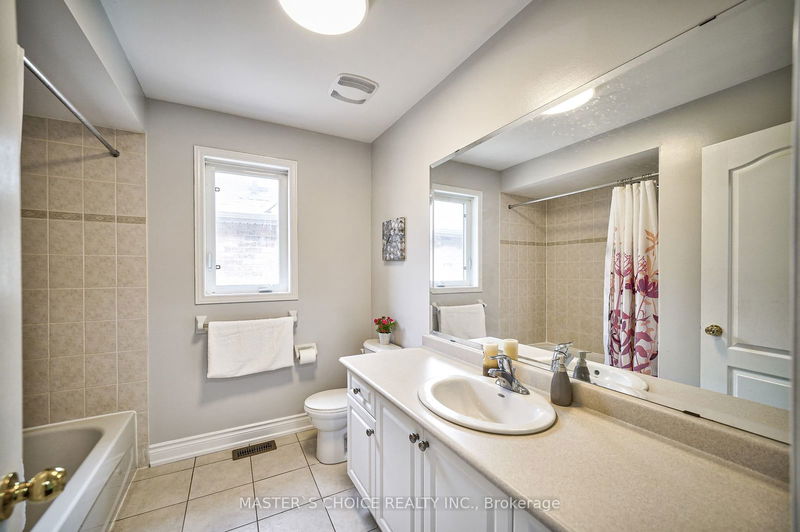 3315 Ruth Fertel Dr  Mississauga, L5M 0H5 | Image 26