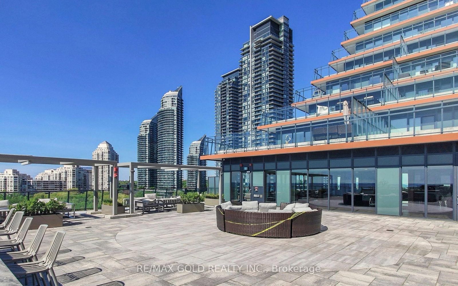 30 Shore Breeze Drive, Unit 5204 - Photo 4