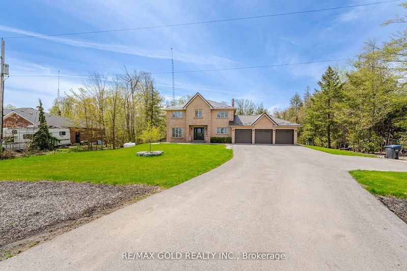 home for sale on 18998 Mississauga Road