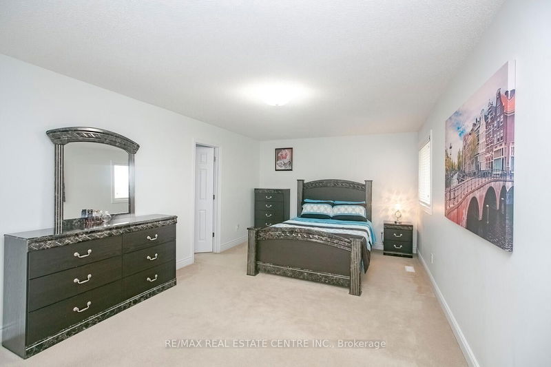 25 Oaklea Blvd  Brampton, L6Y 4H7 | Image 17