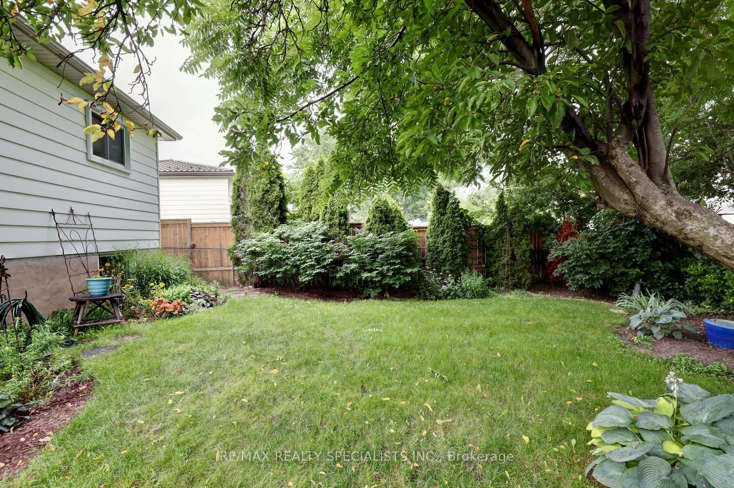 Listing Image 33