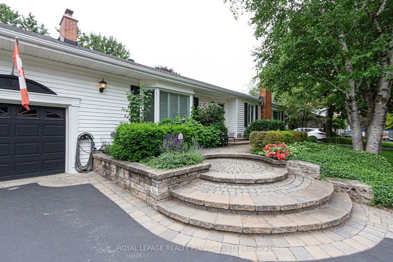 237 Tuck Dr  Burlington, L7L 2P9 | Image 2