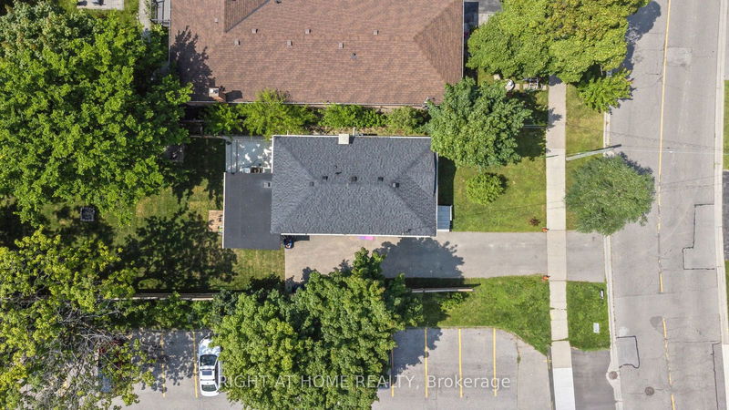 74 Westhead Rd  Toronto, M8W 4S3 | Image 40