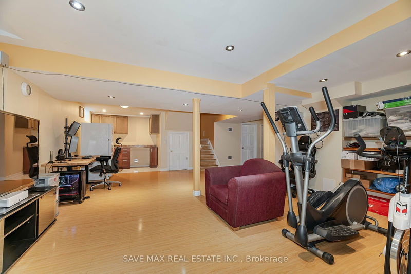 5669 Freshwater Dr  Mississauga, L5M 7G1 | Image 27