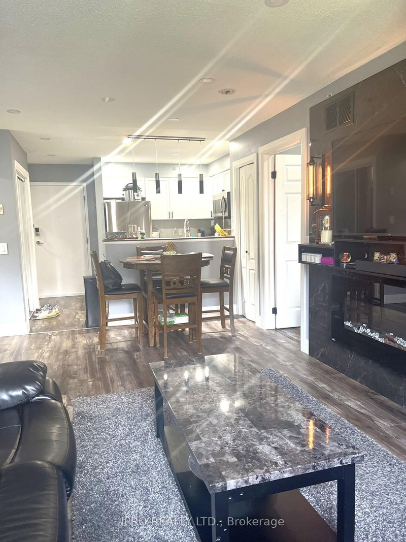 1401 - 8 Dayspring Circ W, Brampton, L6P 2Z7 | Image 3