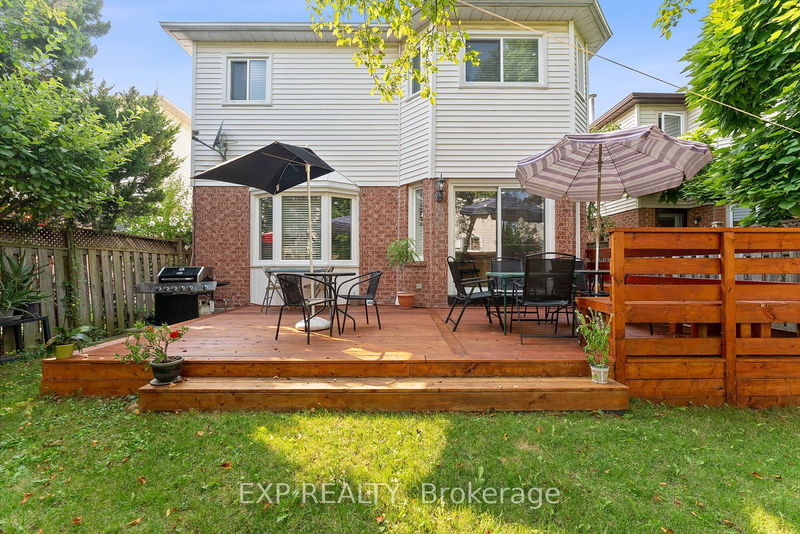 3553 Nutcracker Dr  Mississauga, L5N 6G2 | Image 36