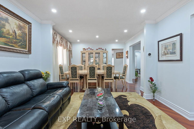 3553 Nutcracker Dr  Mississauga, L5N 6G2 | Image 7