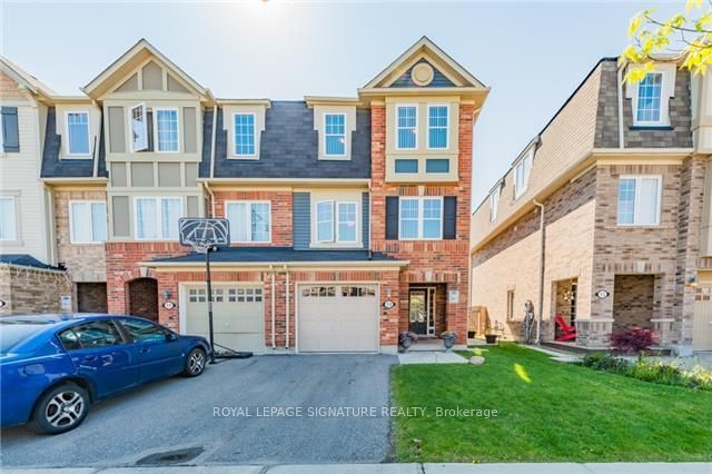 home for lease on 13 Bevington Road