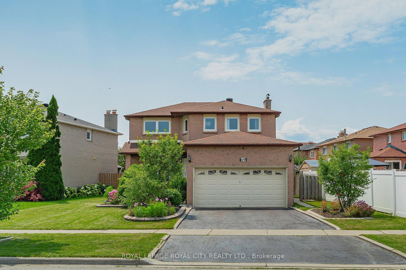 Listing photo 2