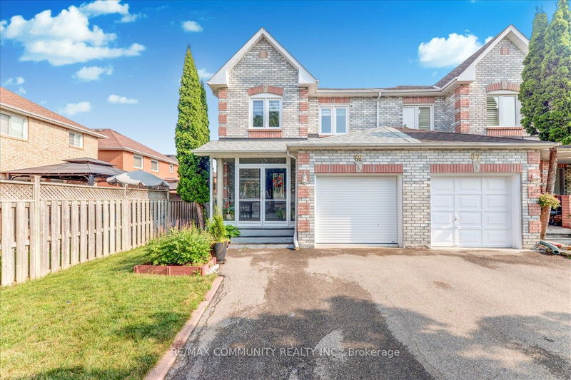 home for sale on 89 Ravenscliffe Court