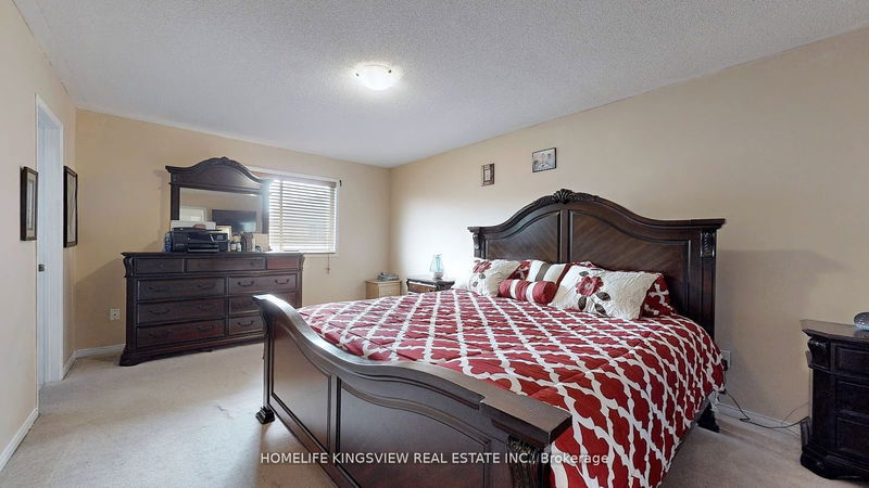 29 Mistdale Cres  Brampton, L7A 1S2 | Image 17