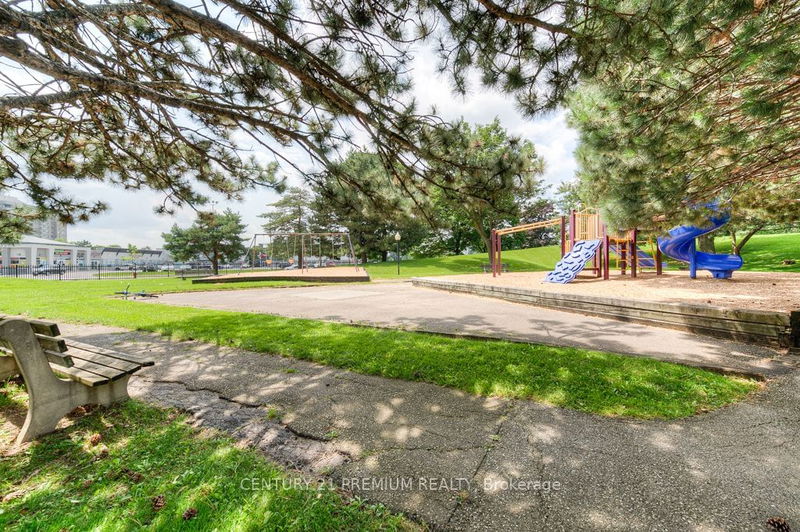  204 - 15 Kensington Rd  Brampton, L6T 3W2 | Image 20