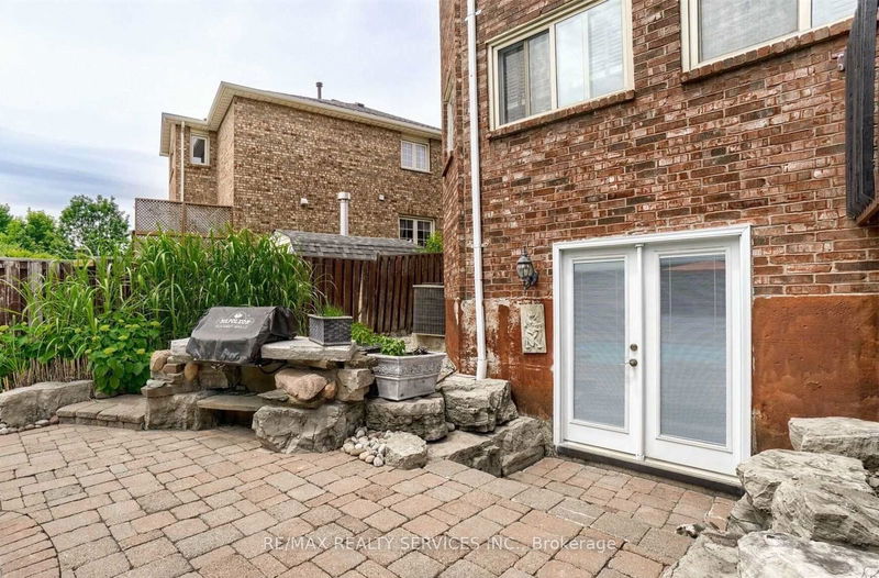 104 Lord Simcoe Dr  Brampton, L6S 5G9 | Image 21