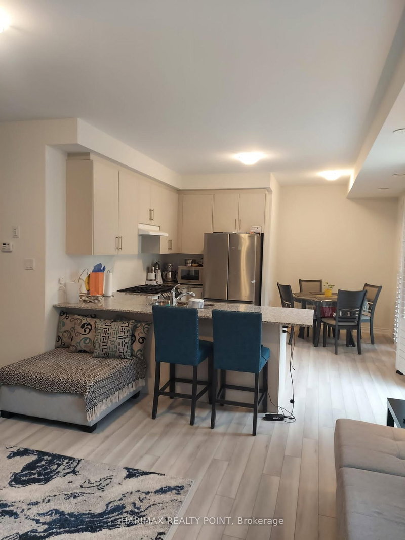 25 - 40 Knotsberry Circ, Brampton, L6Y 6G1 | Image 3