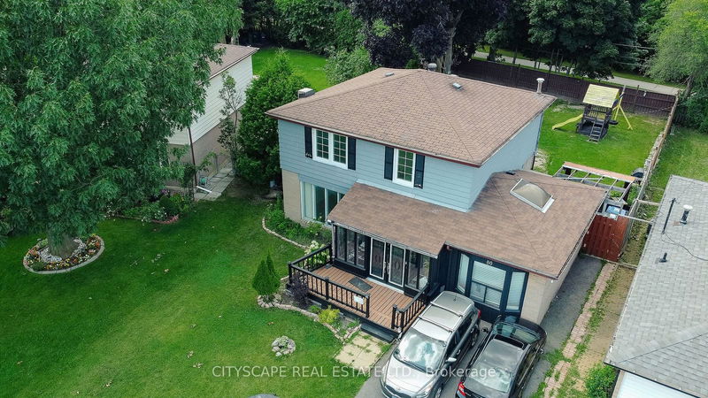 80 Brookland Dr  Brampton, L6T 2M5 | Image 3