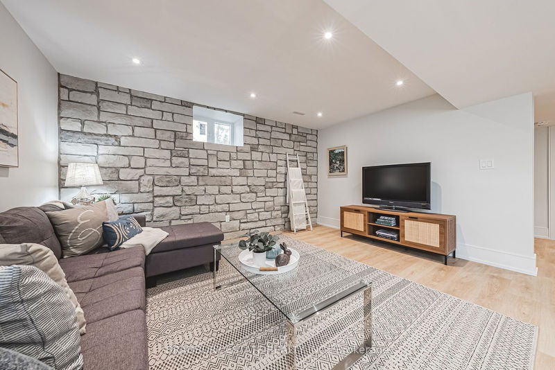 202 Queen St W Mississauga, L5H 1L6 | Image 32