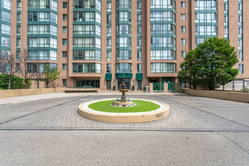  303 - 145 Hillcrest Ave  Mississauga, L5B 3Z1 | Image 2