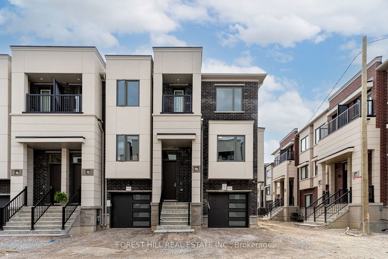 home for sale on 31-7 Heathrow Lane