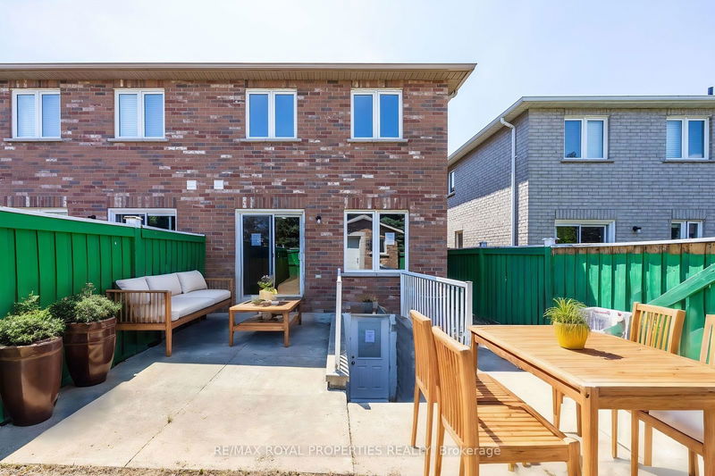 7173 Village Walk  Mississauga, L5W 1X2 | Image 31