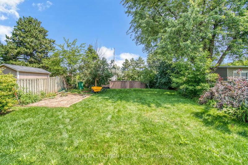 6539 Edenwood Dr  Mississauga, L5N 3H2 | Image 30