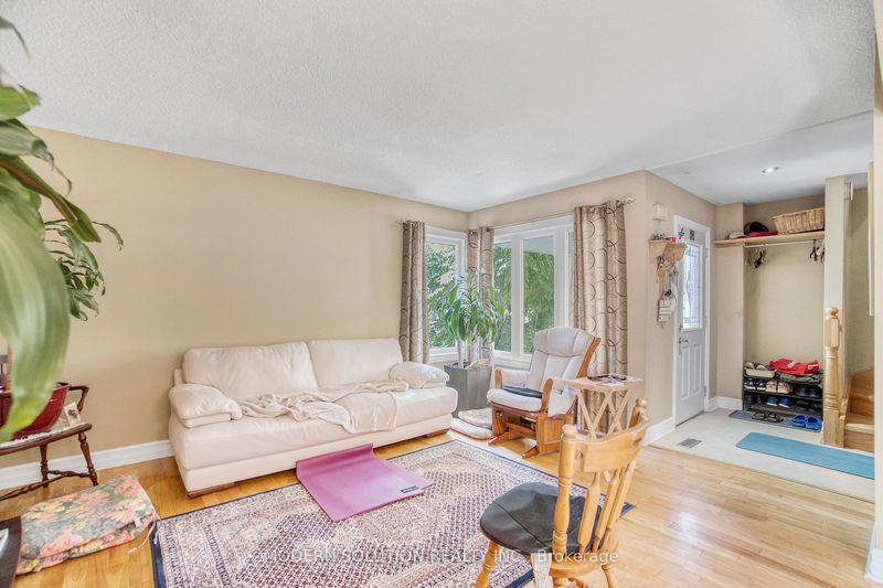 6539 Edenwood Dr  Mississauga, L5N 3H2 | Image 9